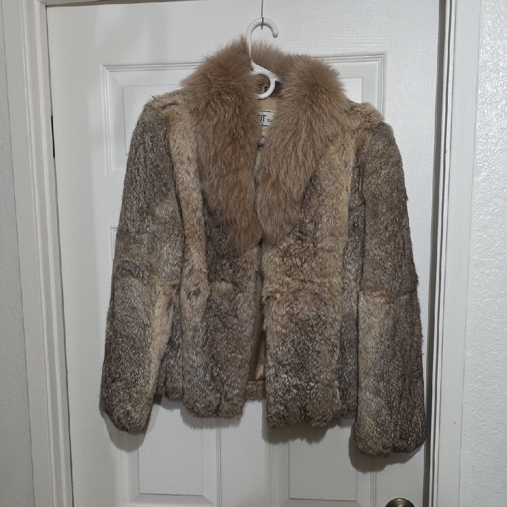 Luxurious Rabbit Fur W Faux Collar